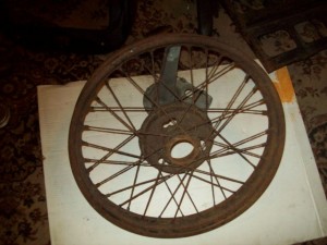 Austin 7 Wheel 6” Hub – Fairly sound £350 